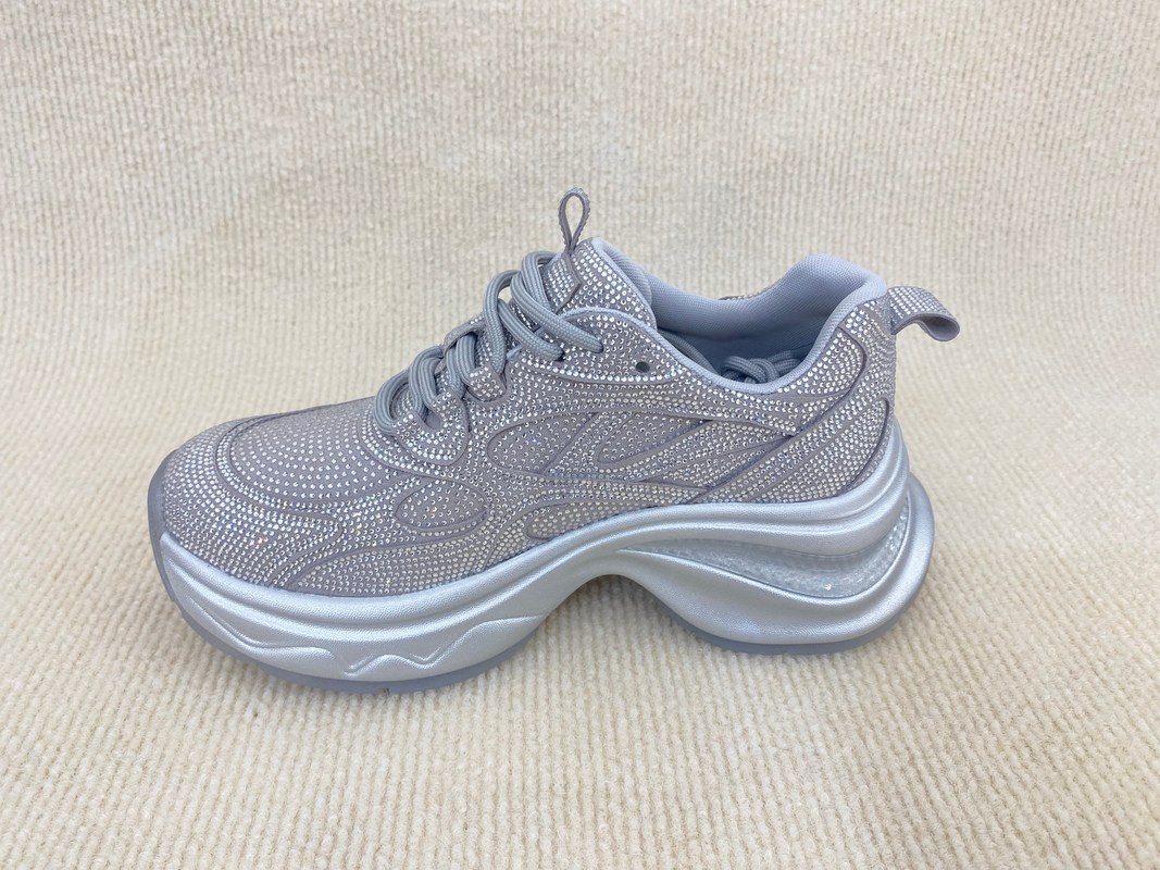 Women fashion sport shoes with bling rhinestone breathable upper grey black