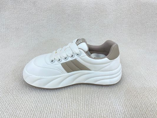 Scarpe da ginnastica da donna in microfibra di pelle vera